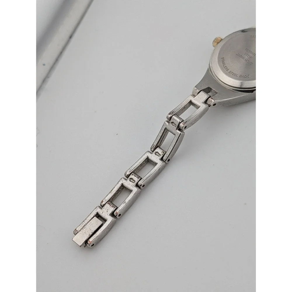 Time & Tru Women's Quartz Watch 27mm Silver Case 7.25